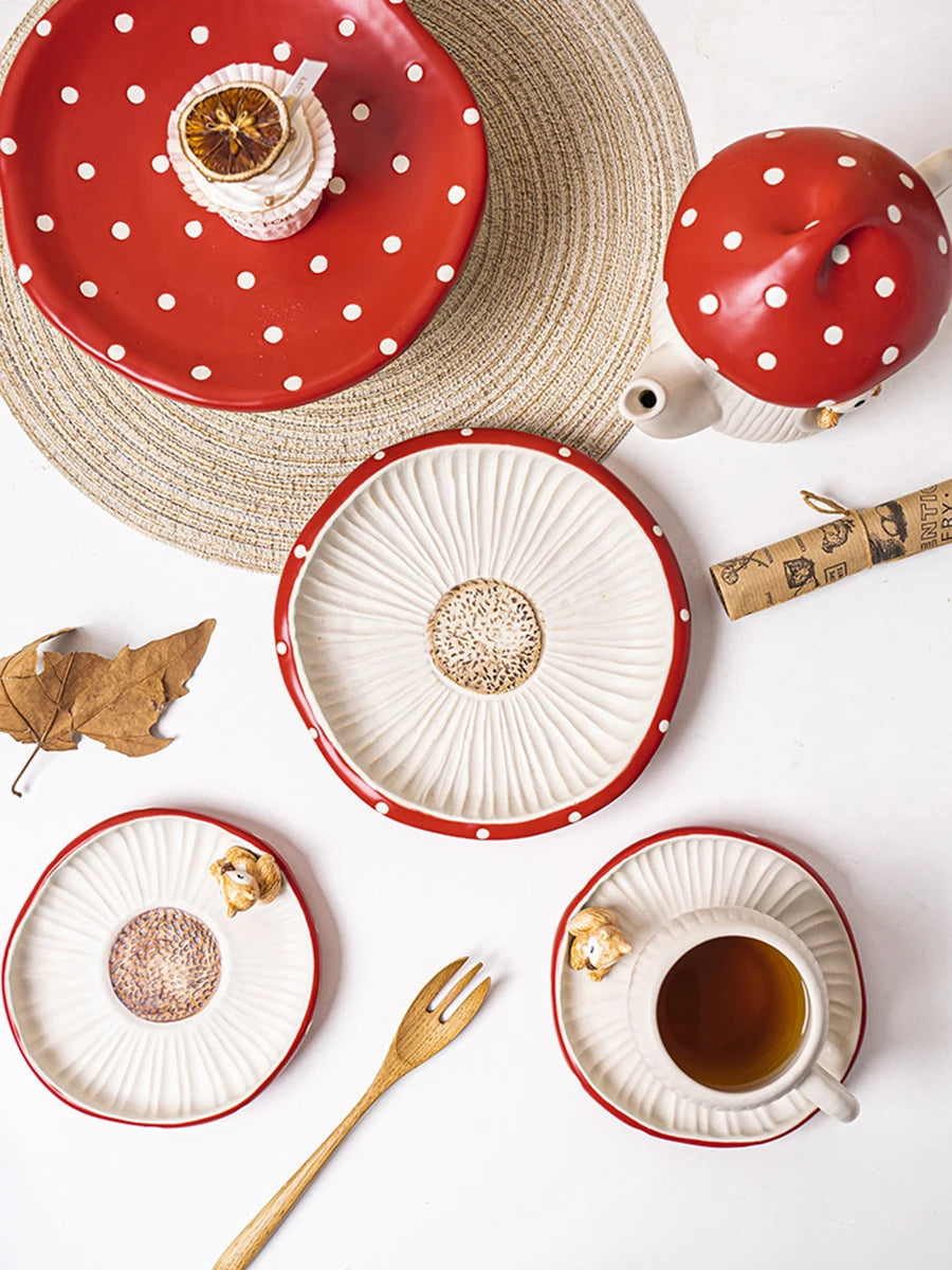 Creative Cute Mushroom Ceramic Tea Set: A Whimsical Addition to Your Tableware